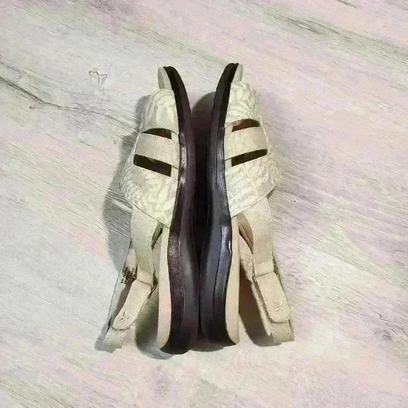 Grasshoppers Womens Open Toe Sling Back Sandals Semi Flatform Lightweight Comfy - Picture 13 of 16